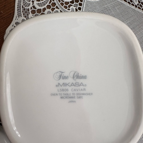 Mikasa Caviar Pattern Lidded Sugar Bowl - Picture 3 of 4